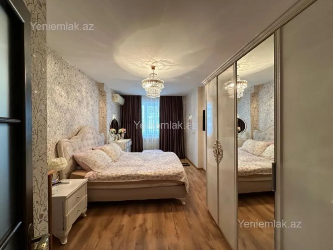 Satılır 3 otaqlı köhnə tikili 80 m²