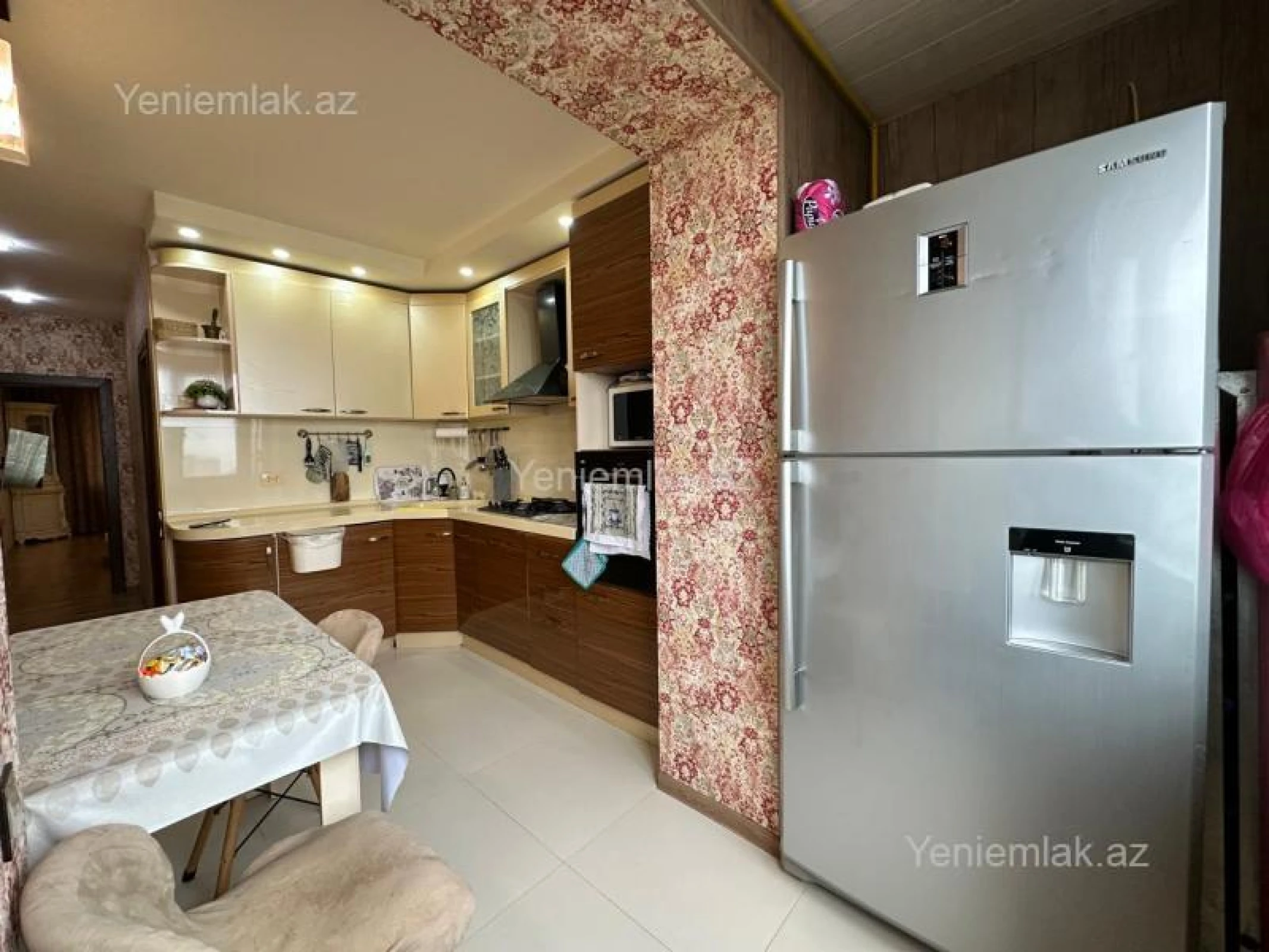 Satılır 3 otaqlı köhnə tikili 80 m²