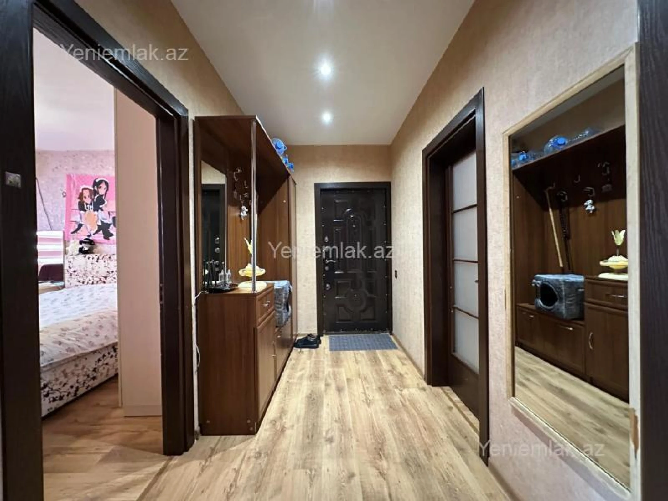 Satılır 3 otaqlı köhnə tikili 80 m²