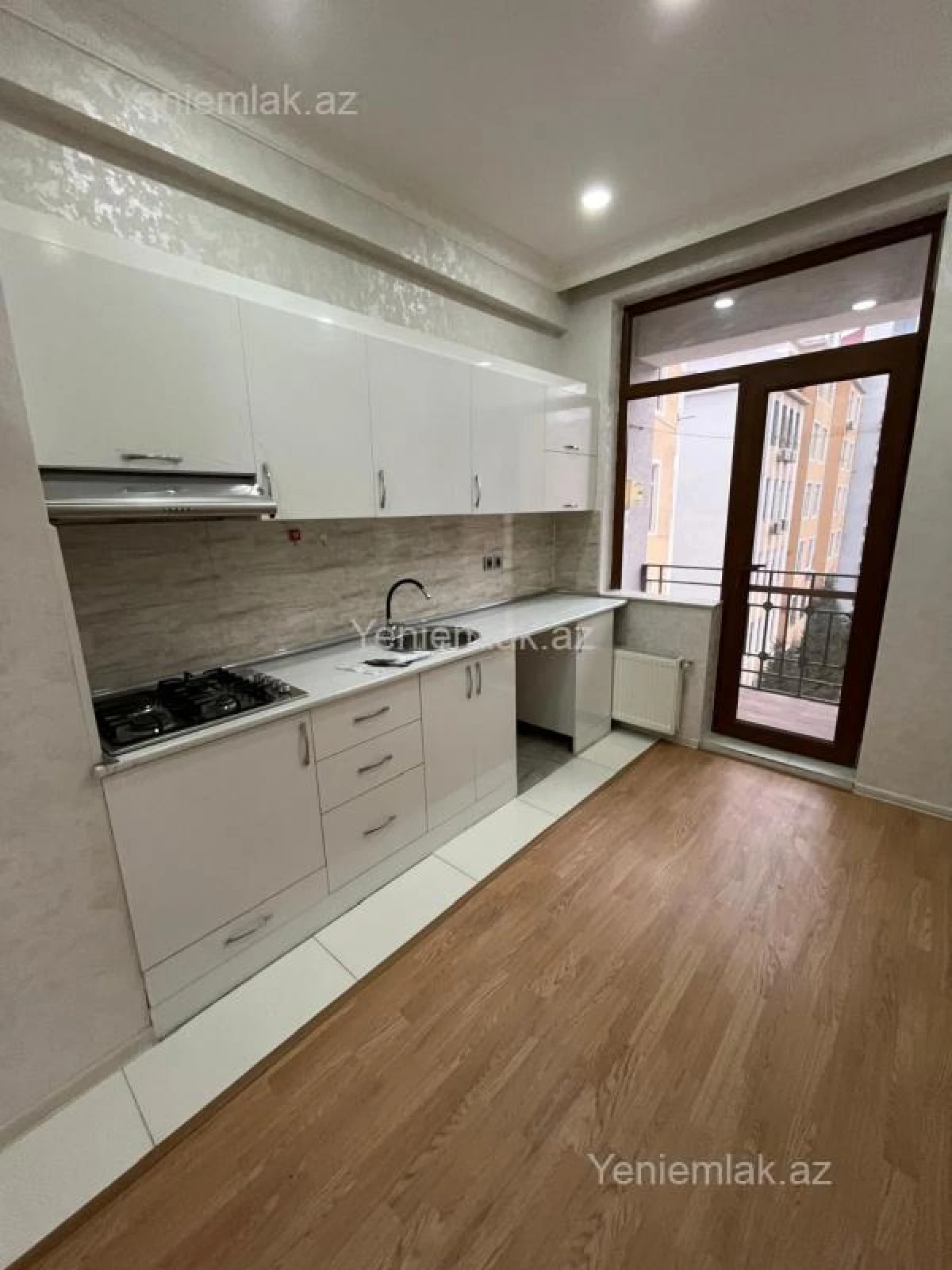 Satılır 3 otaqlı yeni tikili 68 m²