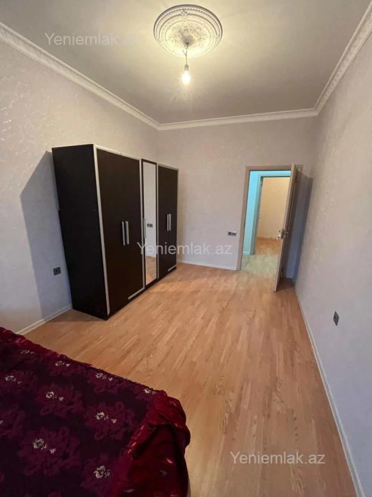 Satılır 3 otaqlı yeni tikili 68 m²