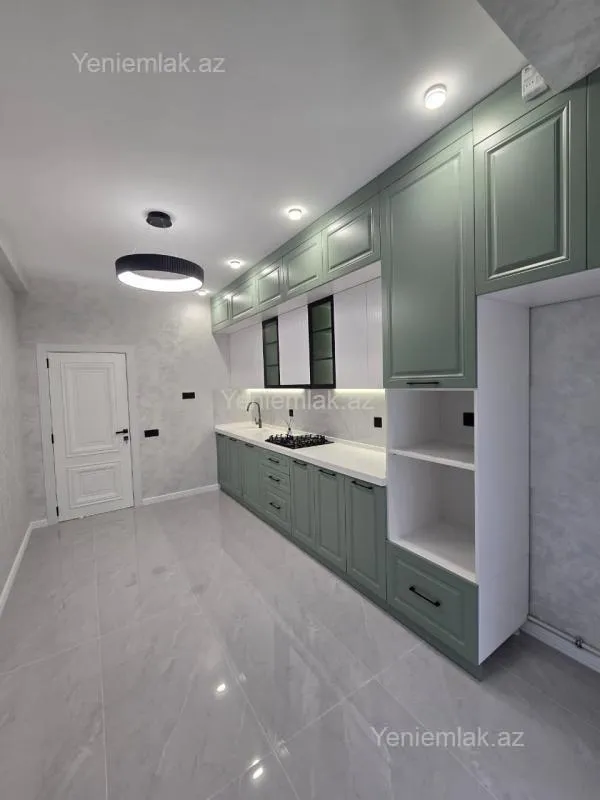 Satılır 3 otaqlı yeni tikili 105 m²