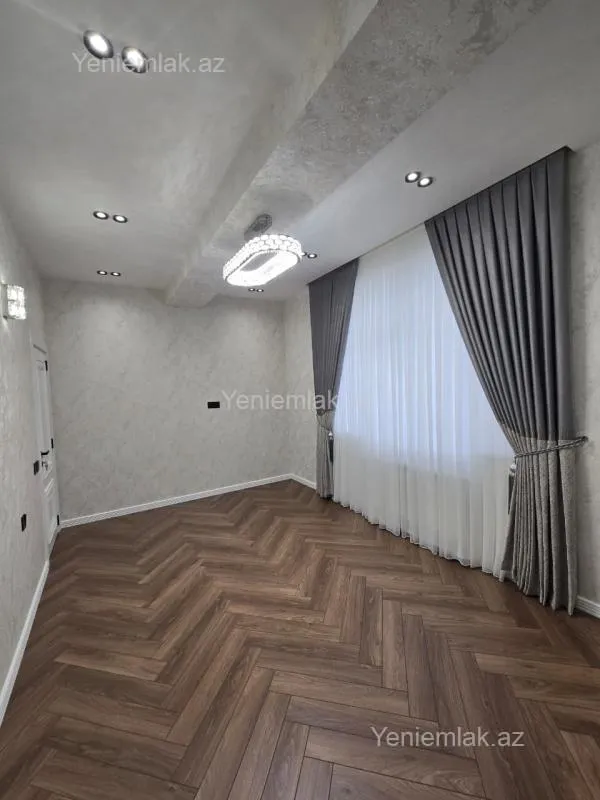 Satılır 3 otaqlı yeni tikili 105 m²