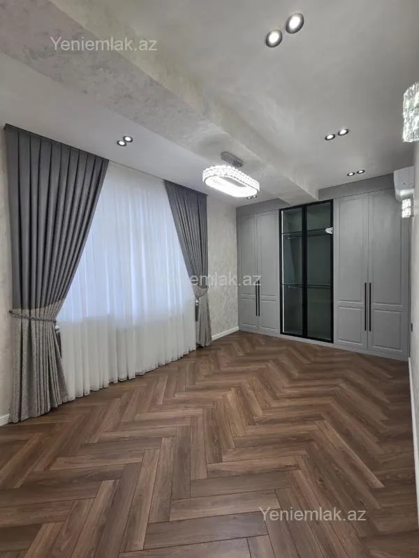 Satılır 3 otaqlı yeni tikili 105 m²