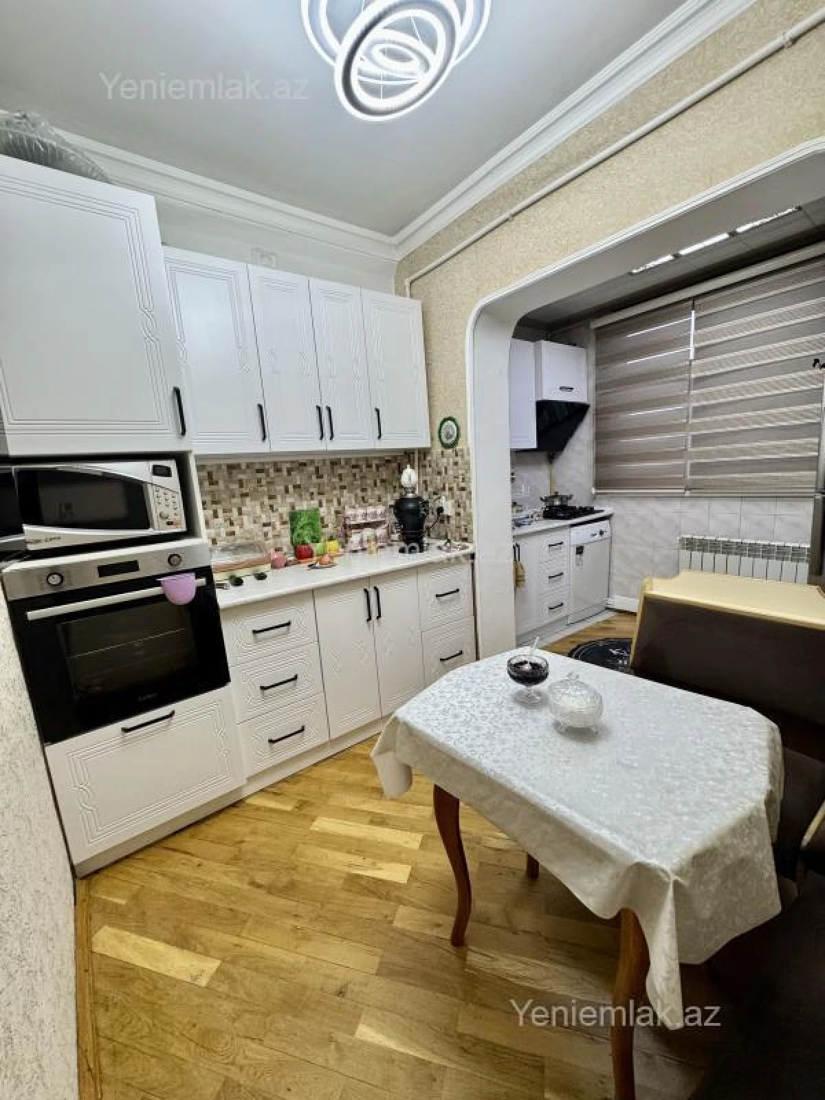 Satılır 3 otaqlı köhnə tikili 85 m²