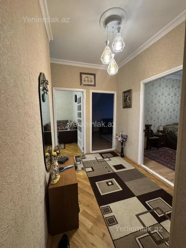 Satılır 3 otaqlı köhnə tikili 85 m²