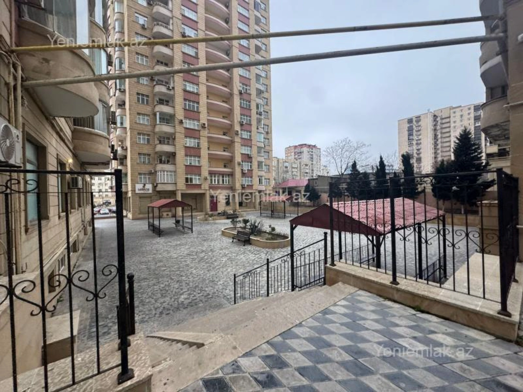 Satılır 4 otaqlı yeni tikili 147 m²