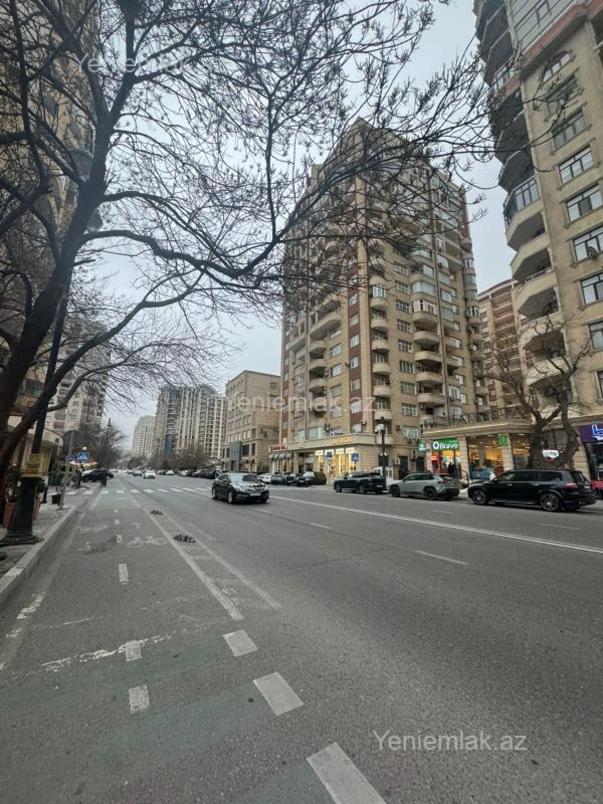 Satılır 4 otaqlı yeni tikili 147 m²