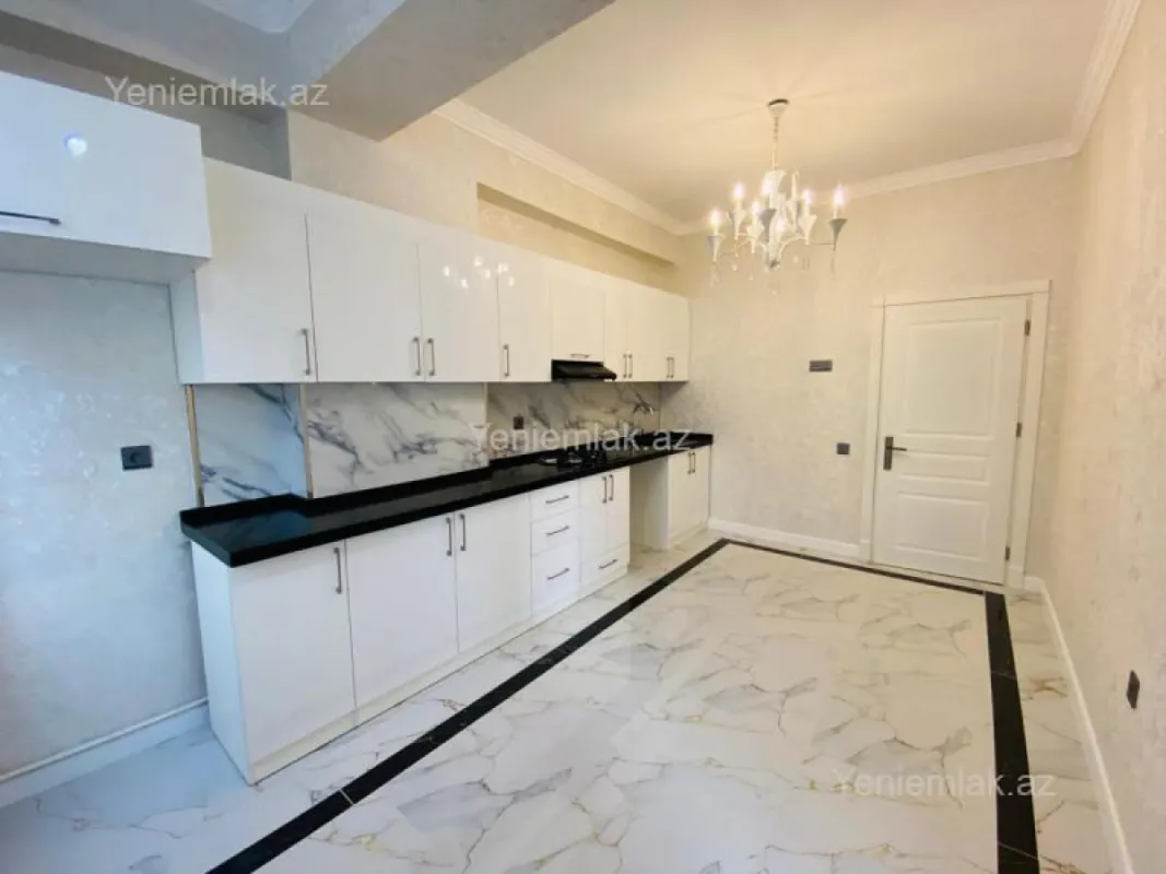 Satılır 2 otaqlı yeni tikili 130 m²