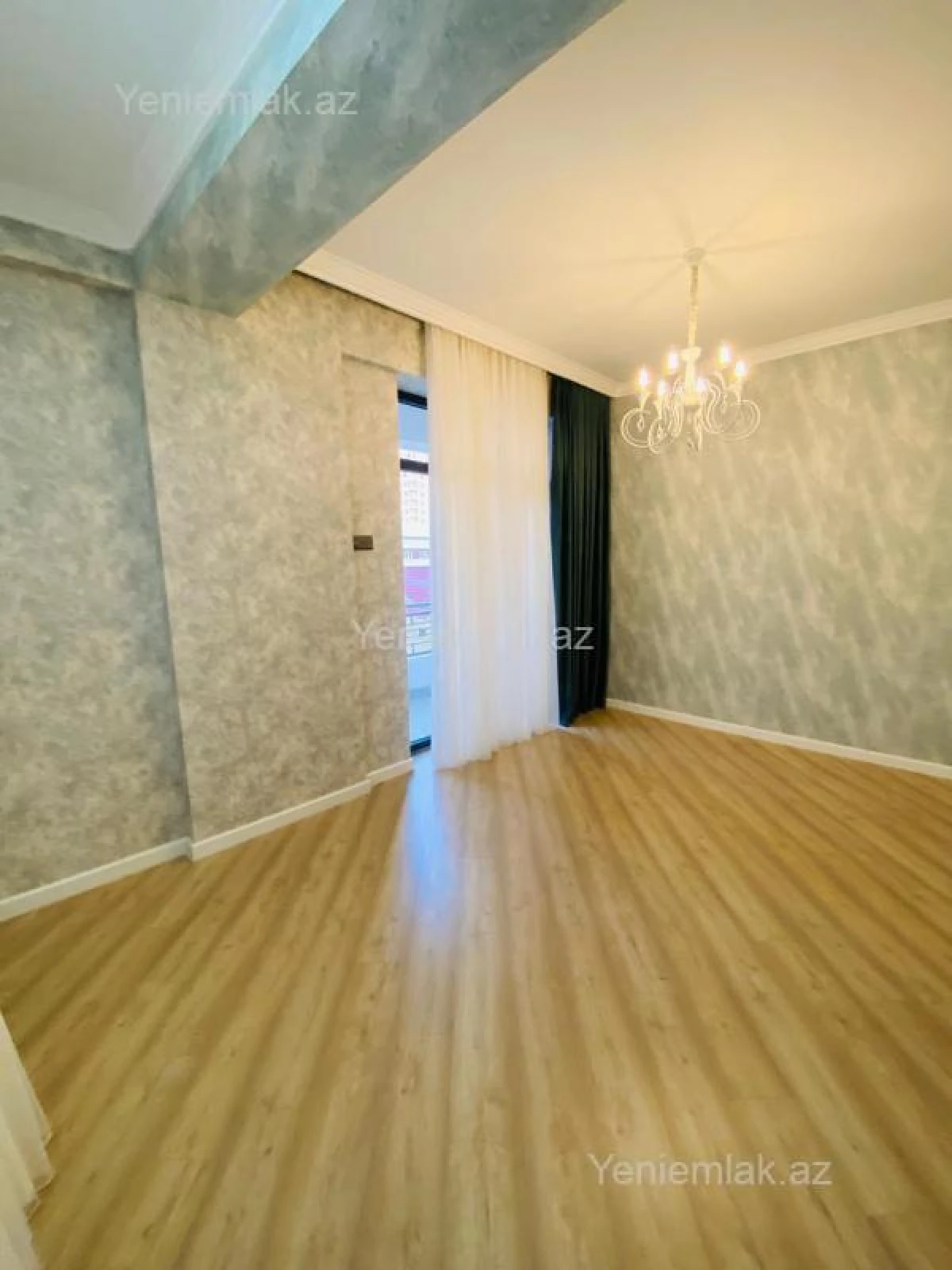 Satılır 2 otaqlı yeni tikili 130 m²