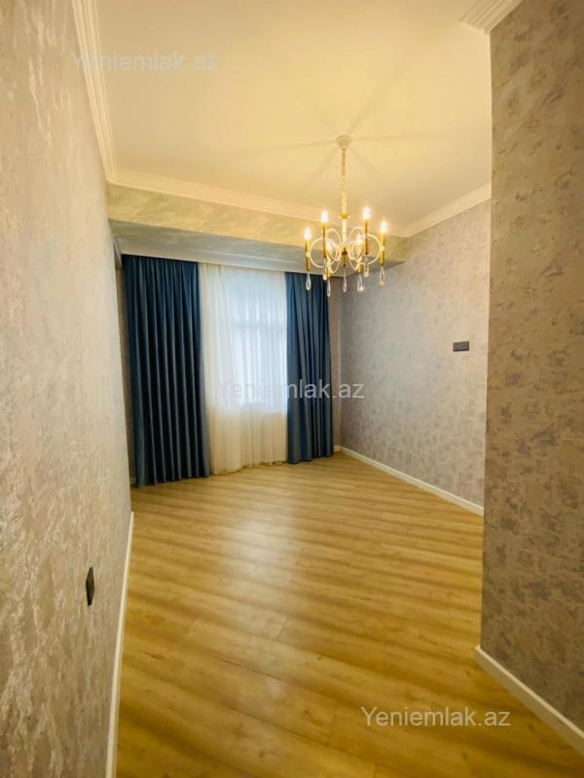 Satılır 2 otaqlı yeni tikili 130 m²