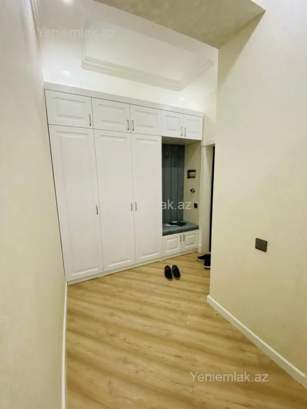 Satılır 2 otaqlı yeni tikili 130 m²