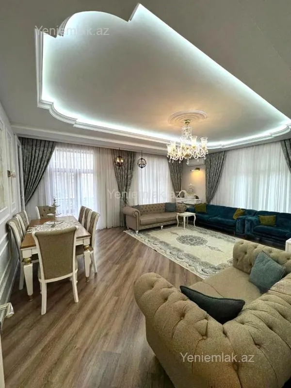 Satılır 4 otaqlı yeni tikili 180 m²