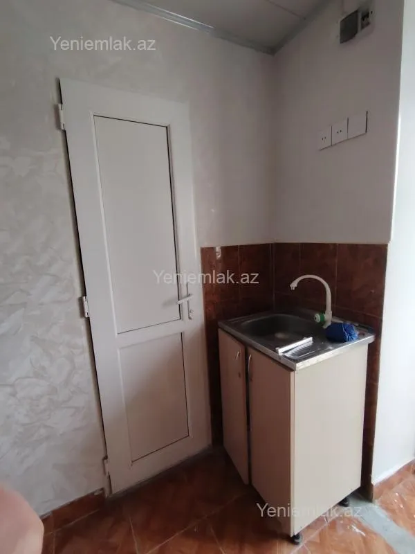 Satılır 1 otaqlı köhnə tikili 22 m²
