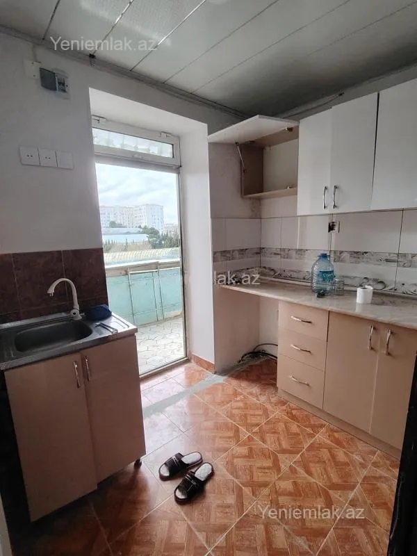 Satılır 1 otaqlı köhnə tikili 22 m²