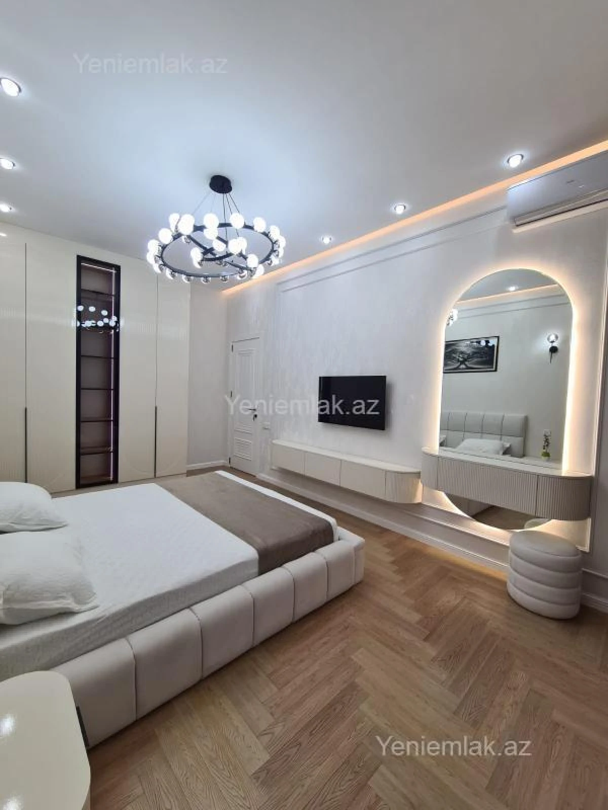 Satılır 3 otaqlı yeni tikili 100 m²