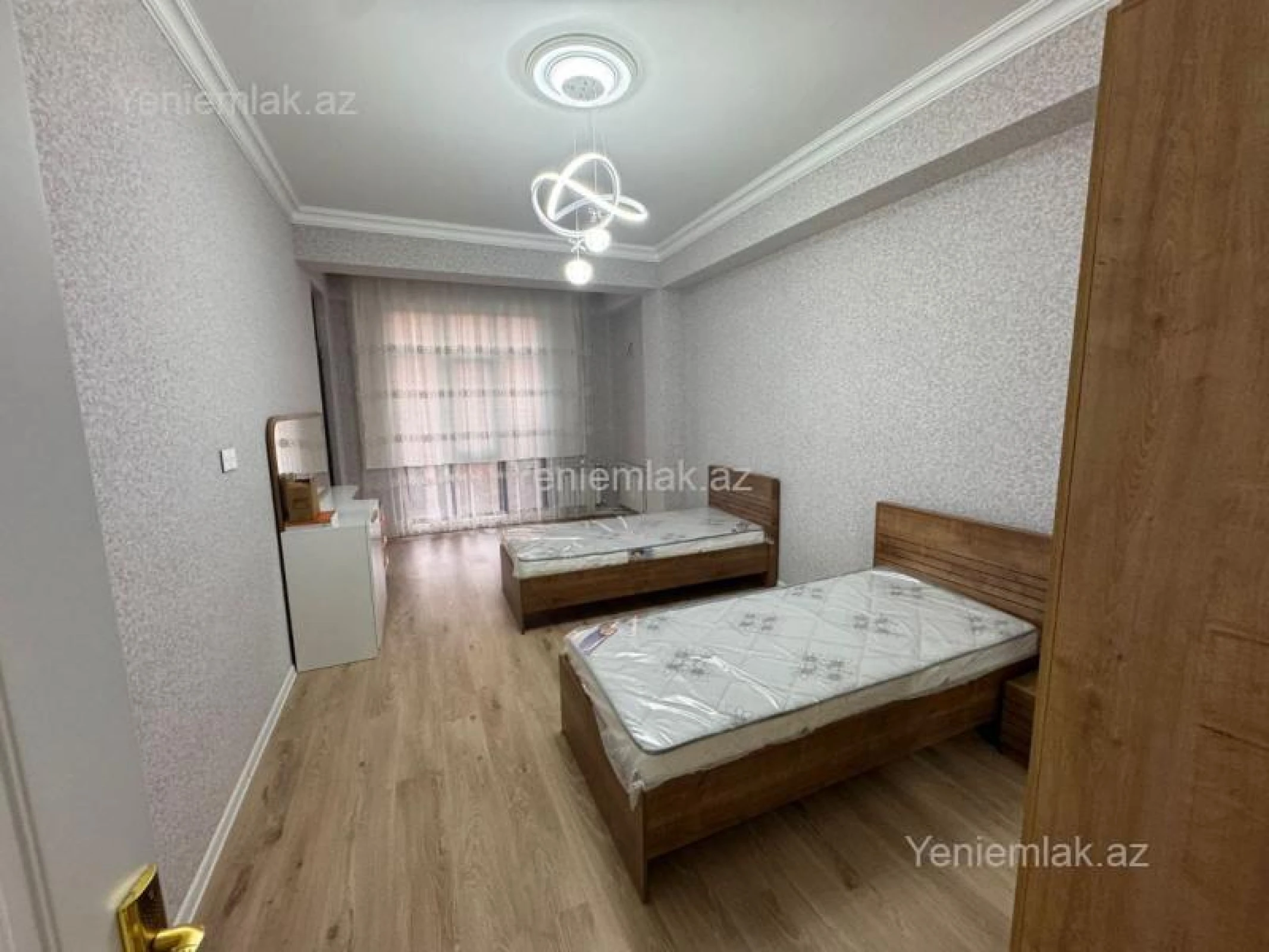 Satılır 3 otaqlı yeni tikili 100 m²