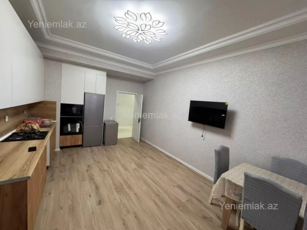 Satılır 3 otaqlı yeni tikili 100 m²