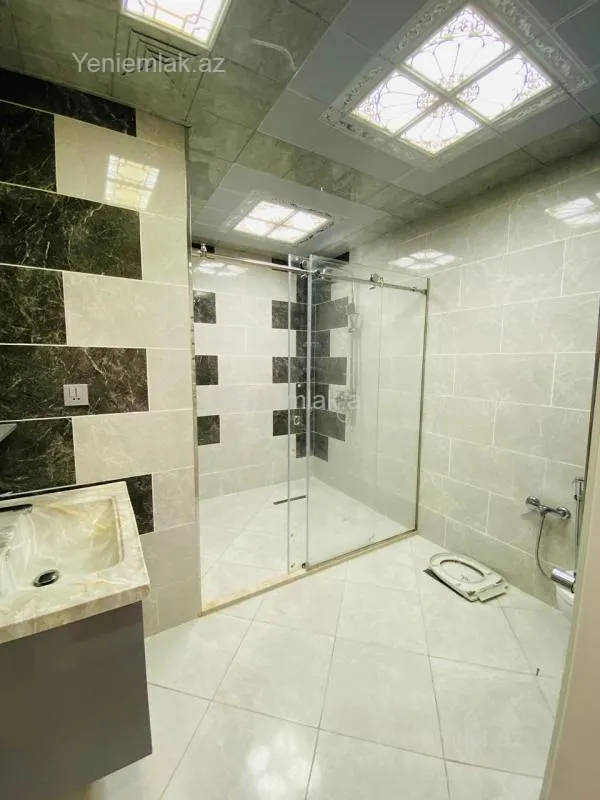 Satılır 2 otaqlı yeni tikili 100 m²