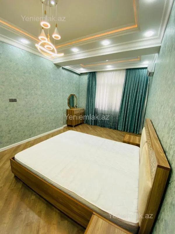 Satılır 2 otaqlı yeni tikili 100 m²