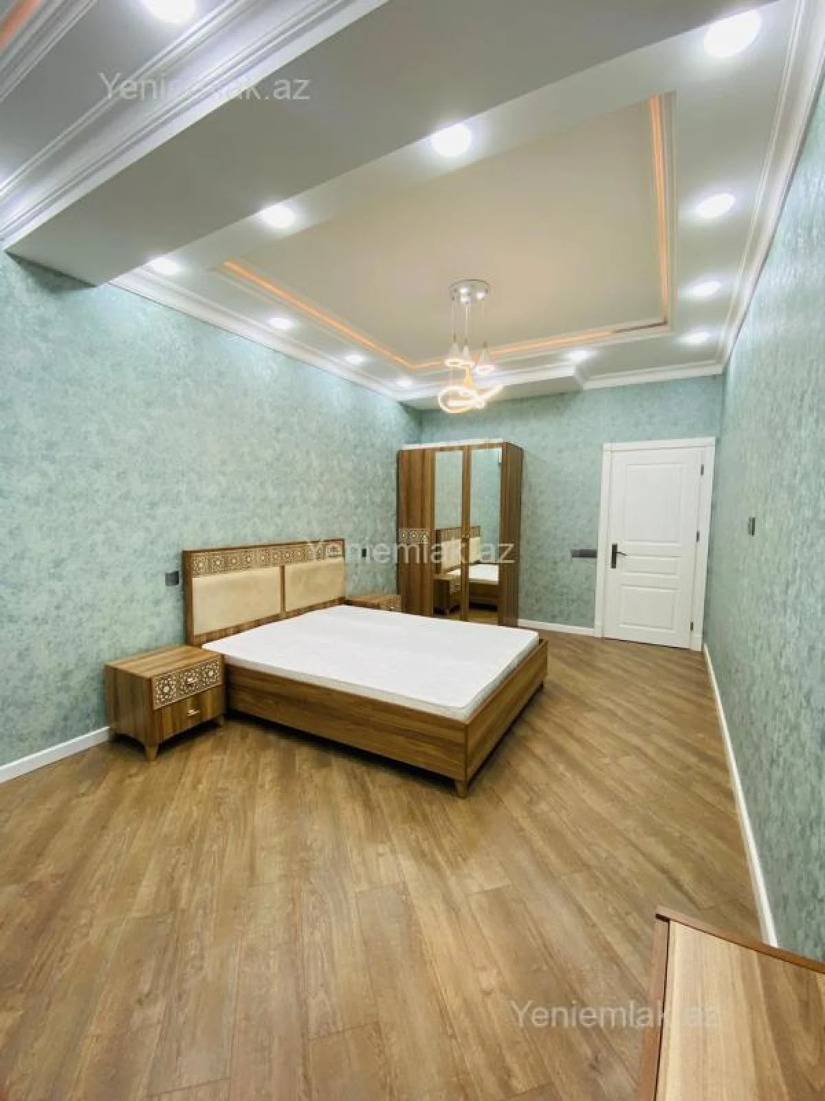 Satılır 2 otaqlı yeni tikili 100 m²