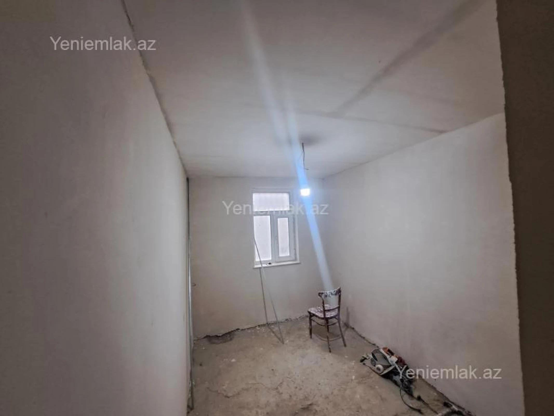 Satılır 5 otaqlı köhnə tikili 120 m²