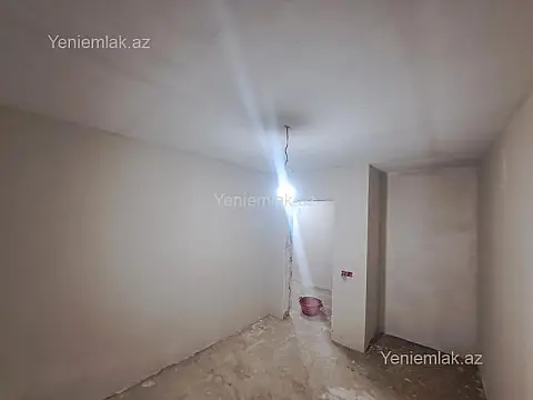Satılır 5 otaqlı köhnə tikili 120 m²