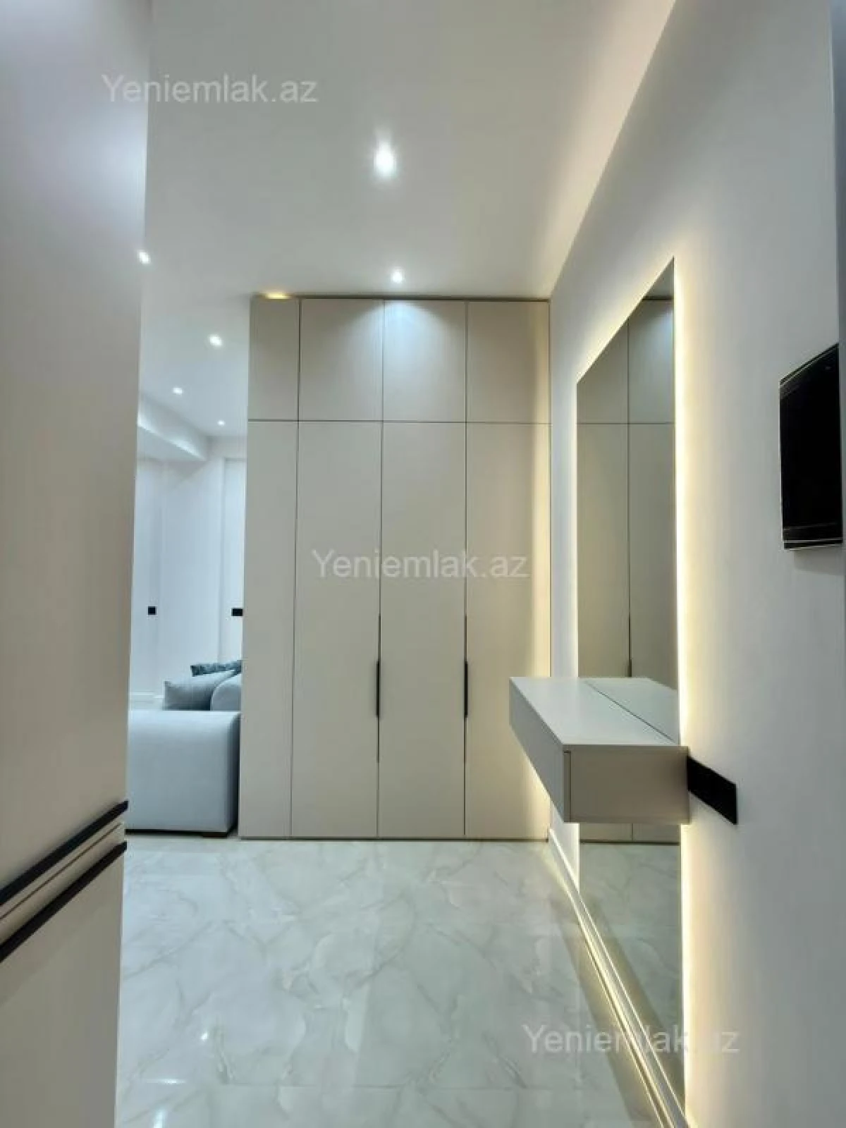 Satılır 3 otaqlı yeni tikili 68 m²