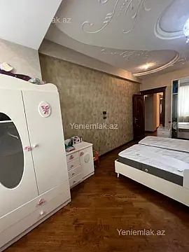 Satılır 3 otaqlı yeni tikili 160 m²