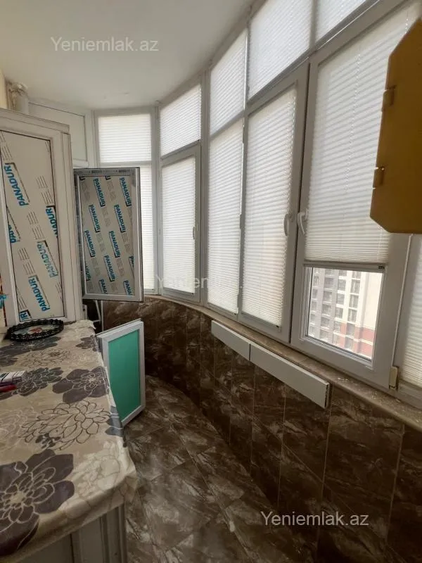 Satılır 3 otaqlı yeni tikili 160 m²