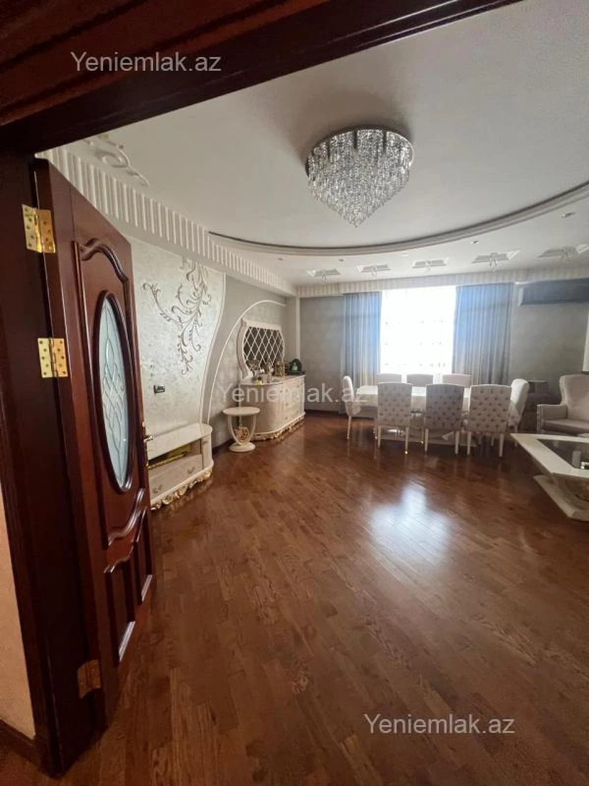 Satılır 3 otaqlı yeni tikili 160 m²