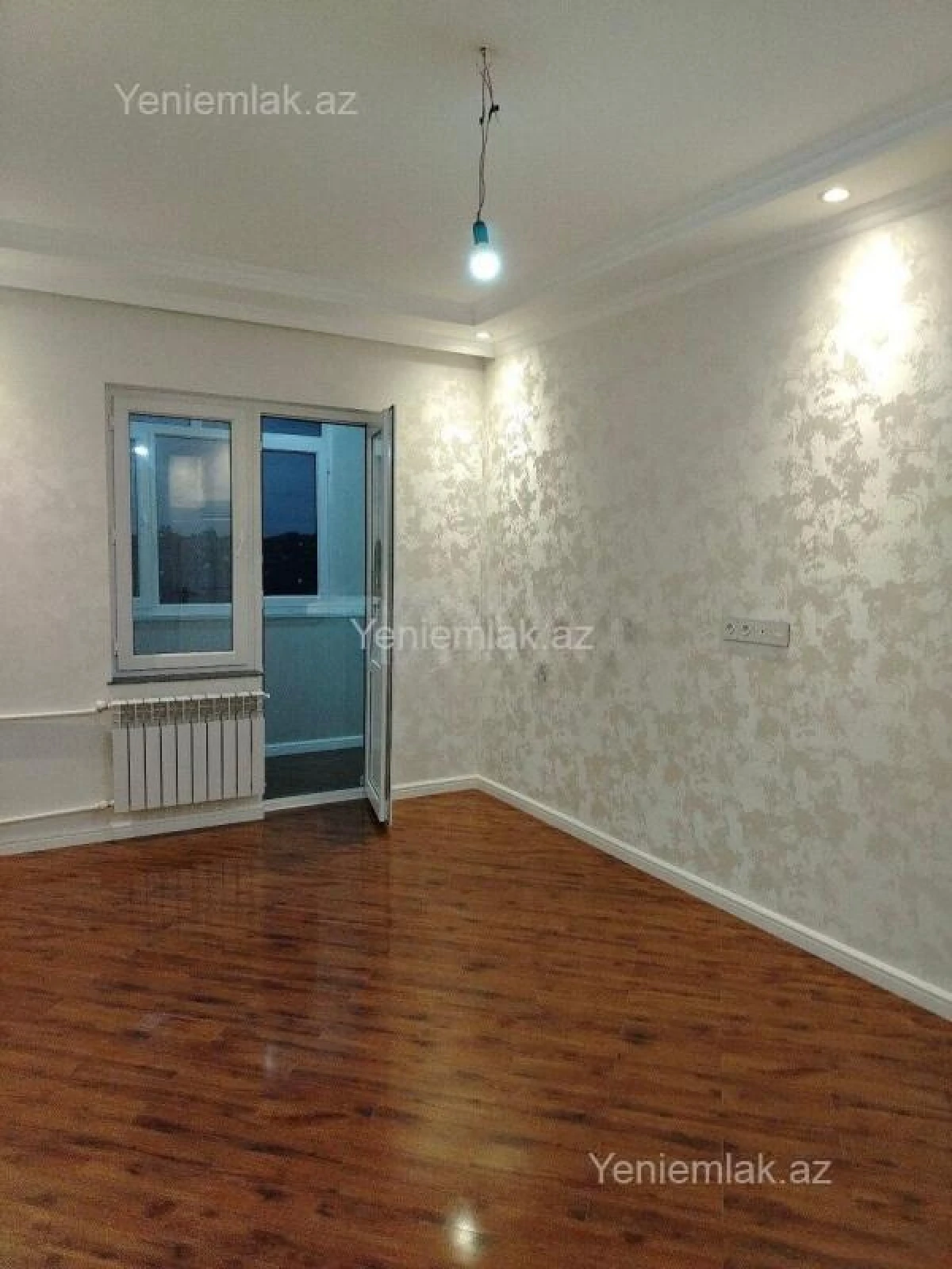Satılır 2 otaqlı köhnə tikili 65 m²