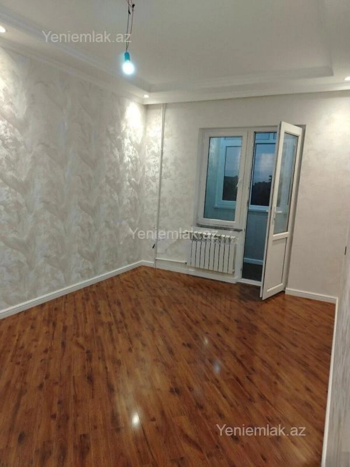 Satılır 2 otaqlı köhnə tikili 65 m²