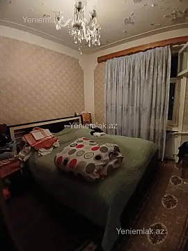 Satılır 2 otaqlı köhnə tikili 55 m²