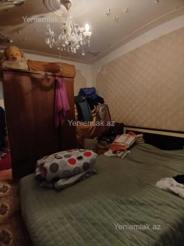 Satılır 2 otaqlı köhnə tikili 55 m²