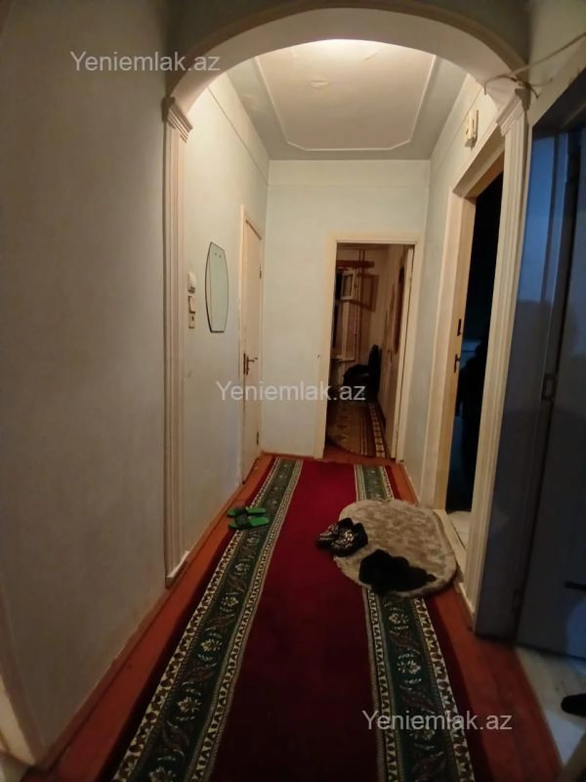 Satılır 2 otaqlı köhnə tikili 55 m²