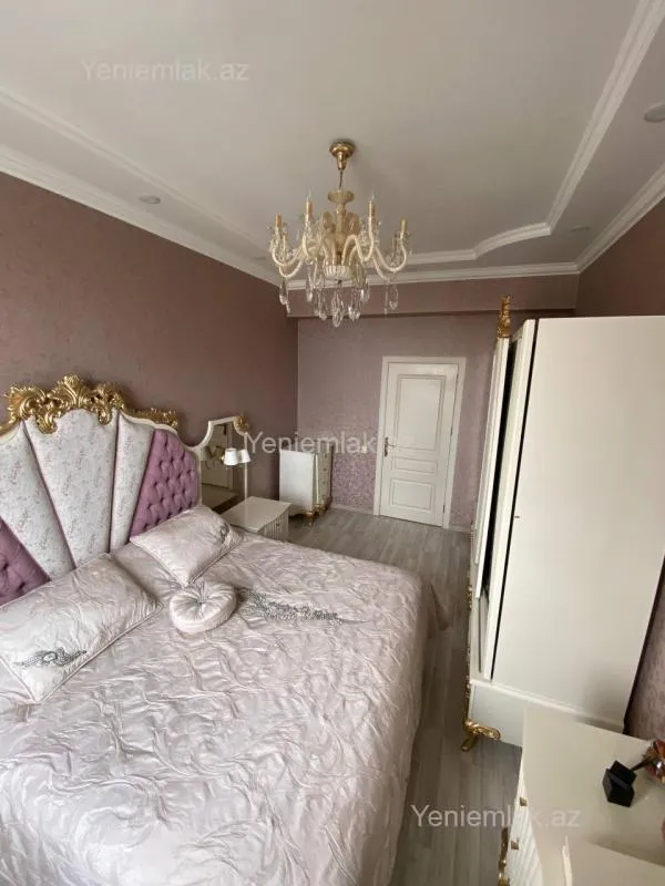 Satılır 3 otaqlı yeni tikili 85 m²