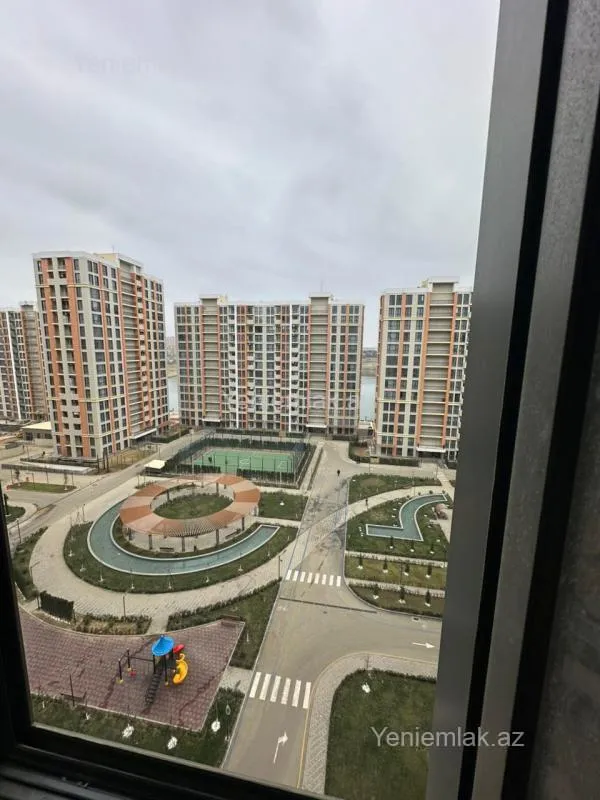 Satılır 3 otaqlı yeni tikili 82.03 m²