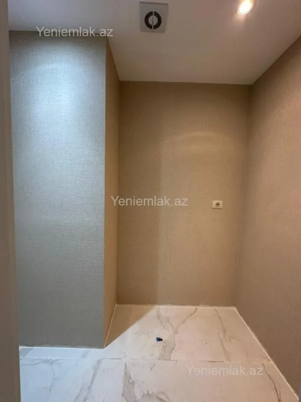 Satılır 3 otaqlı yeni tikili 82.03 m²