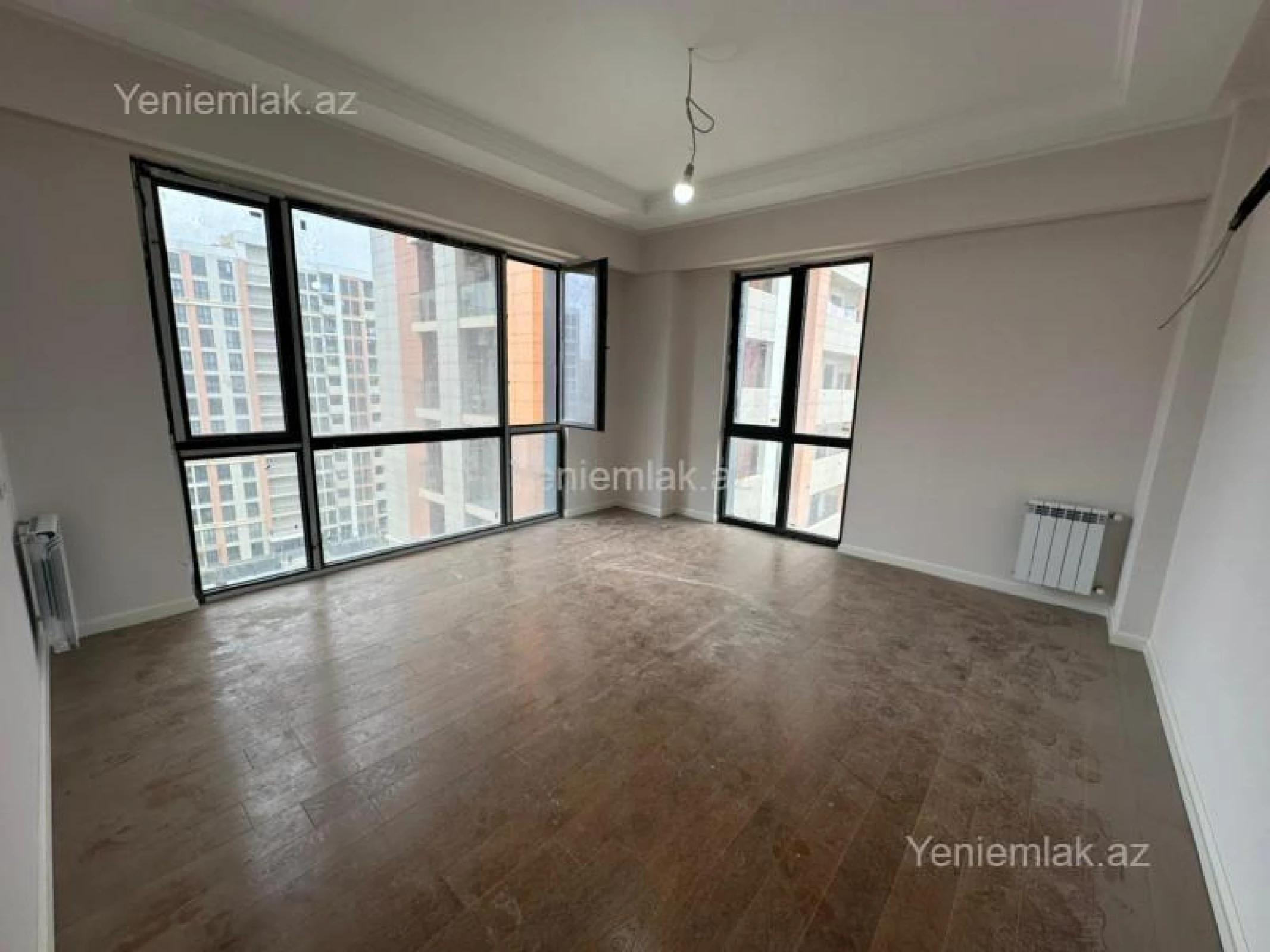 Satılır 3 otaqlı yeni tikili 82.03 m²