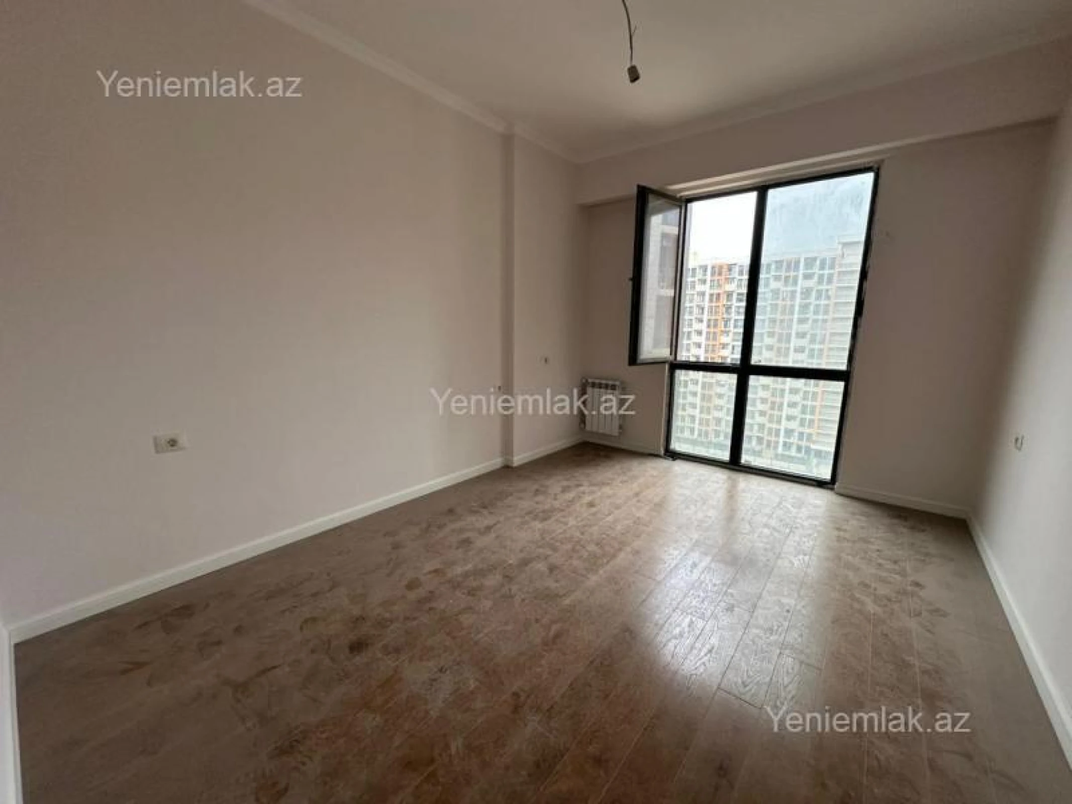 Satılır 3 otaqlı yeni tikili 82.03 m²