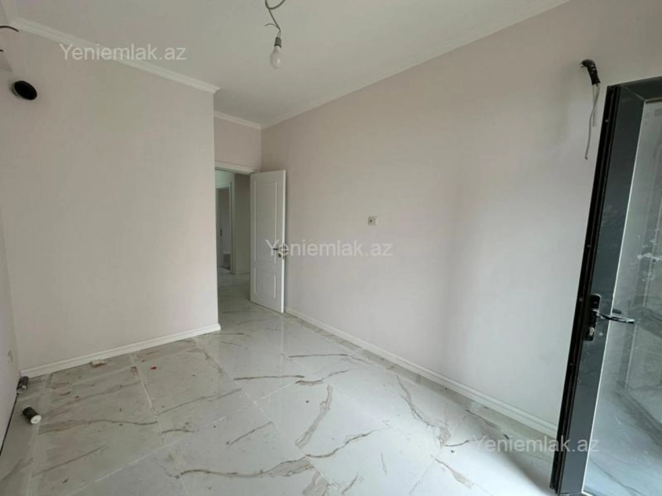 Satılır 3 otaqlı yeni tikili 82.03 m²