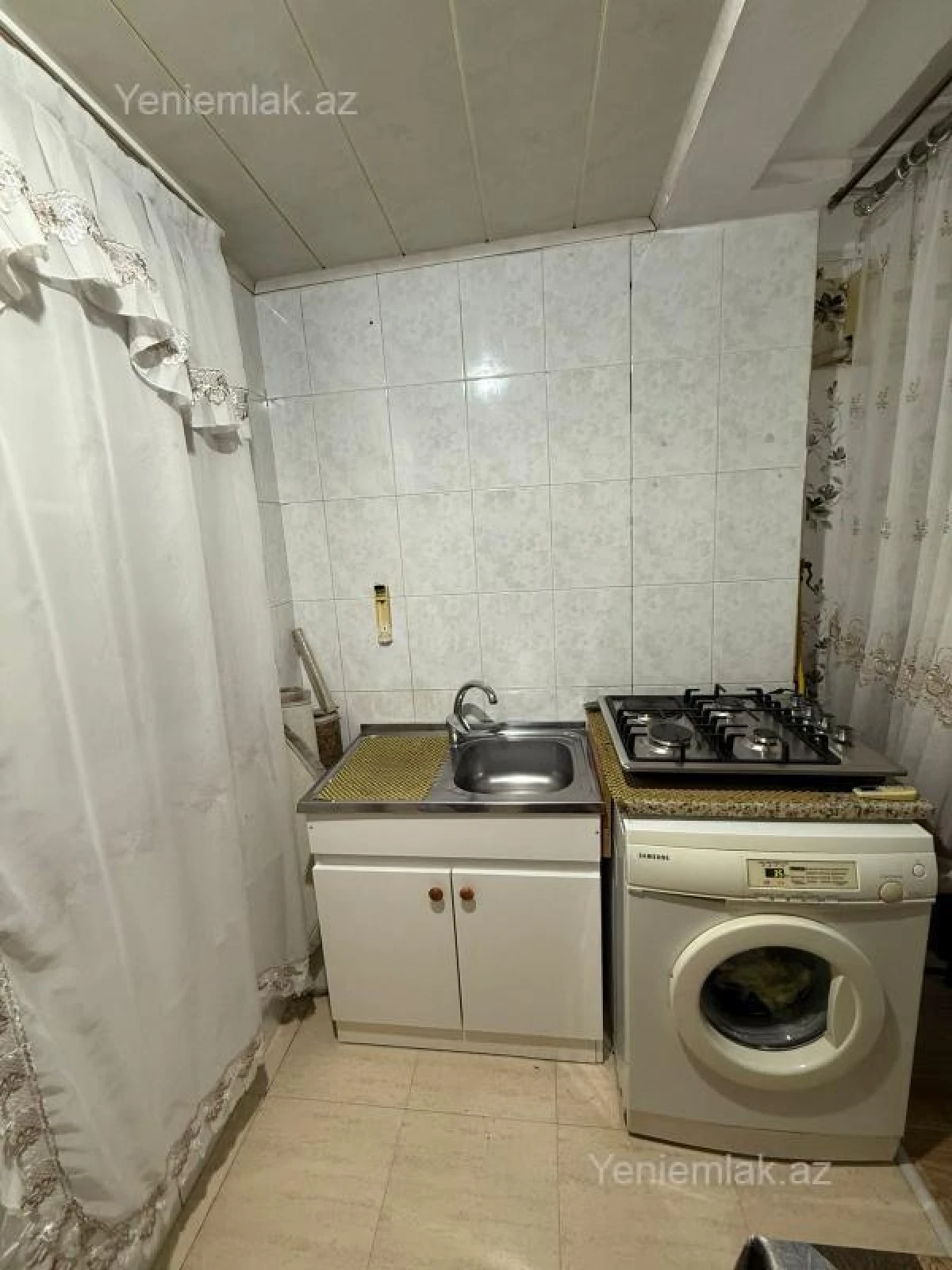 Satılır 2 otaqlı köhnə tikili 30 m²