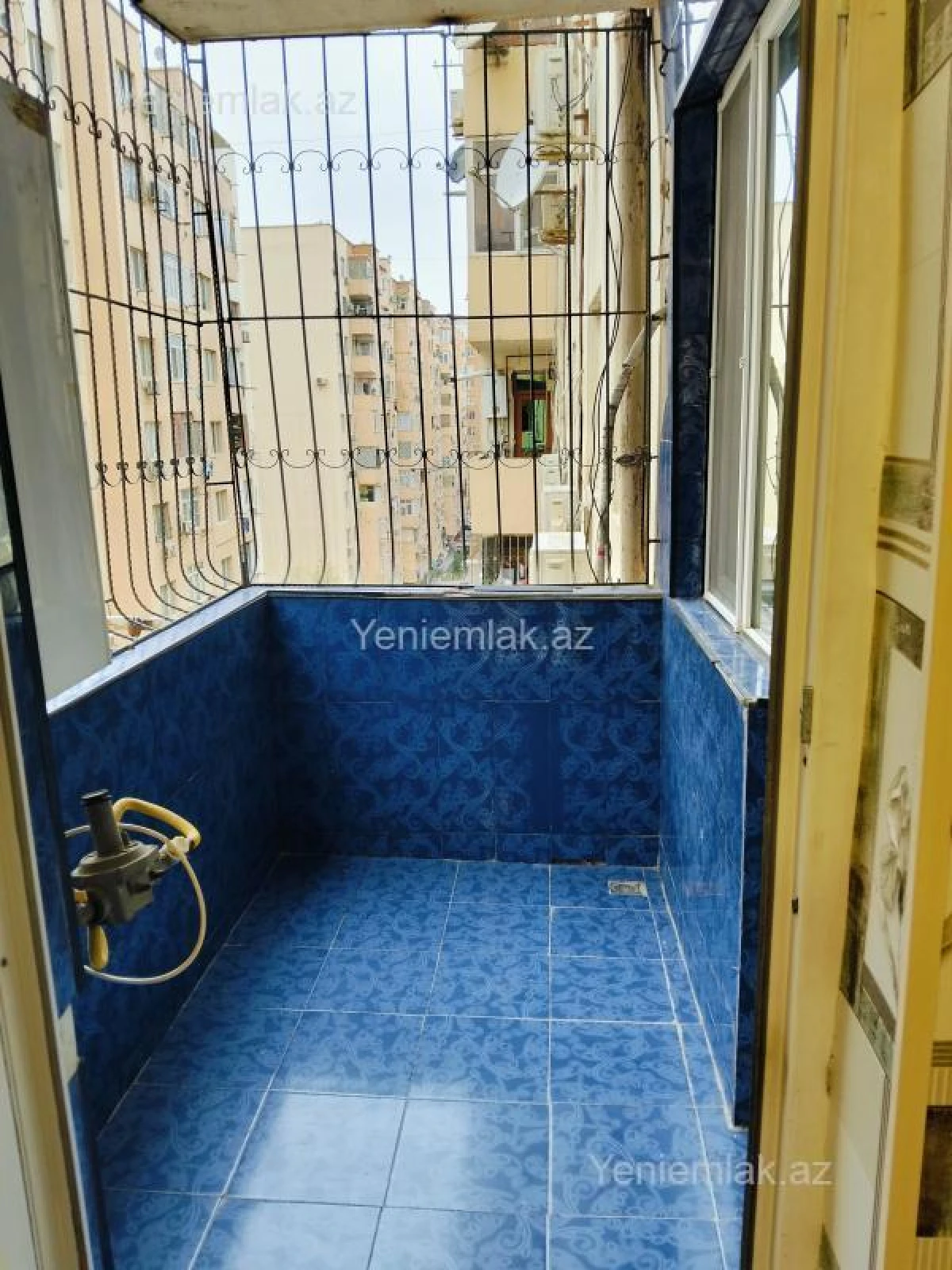 Satılır 2 otaqlı yeni tikili 70 m²