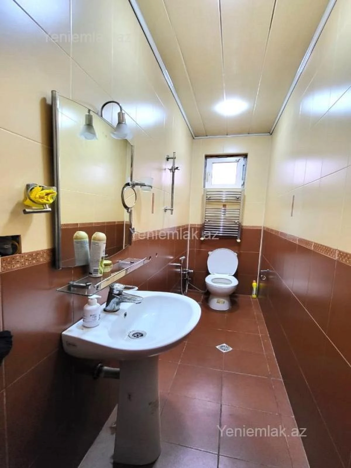 Satılır 7 otaqlı həyət evi 220 m²