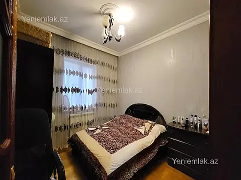 Satılır 7 otaqlı həyət evi 220 m²