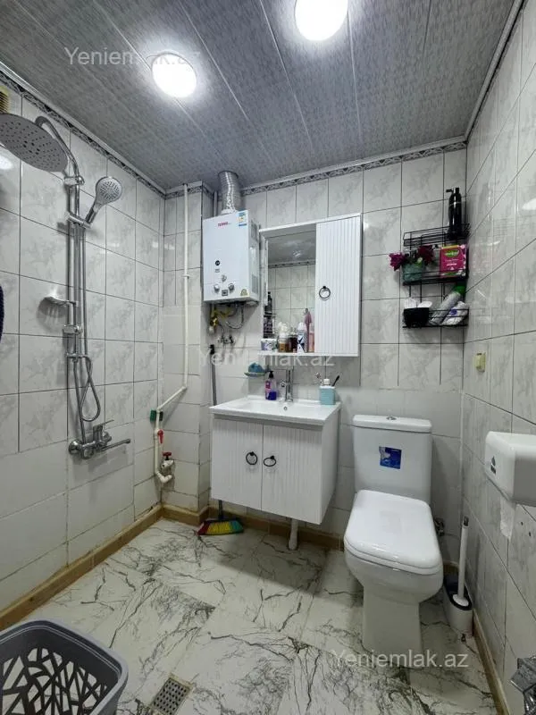 Satılır 1 otaqlı köhnə tikili 47 m²