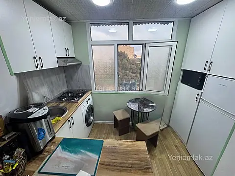 Satılır 1 otaqlı köhnə tikili 47 m²