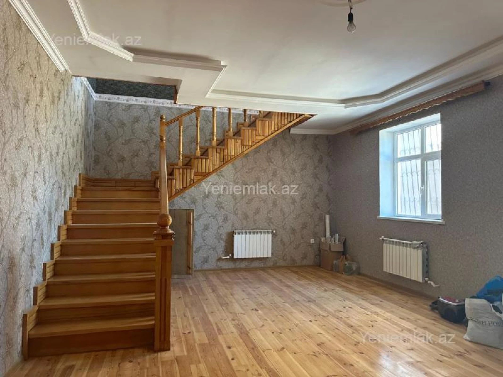 Satılır 6 otaqlı həyət evi 235 m²