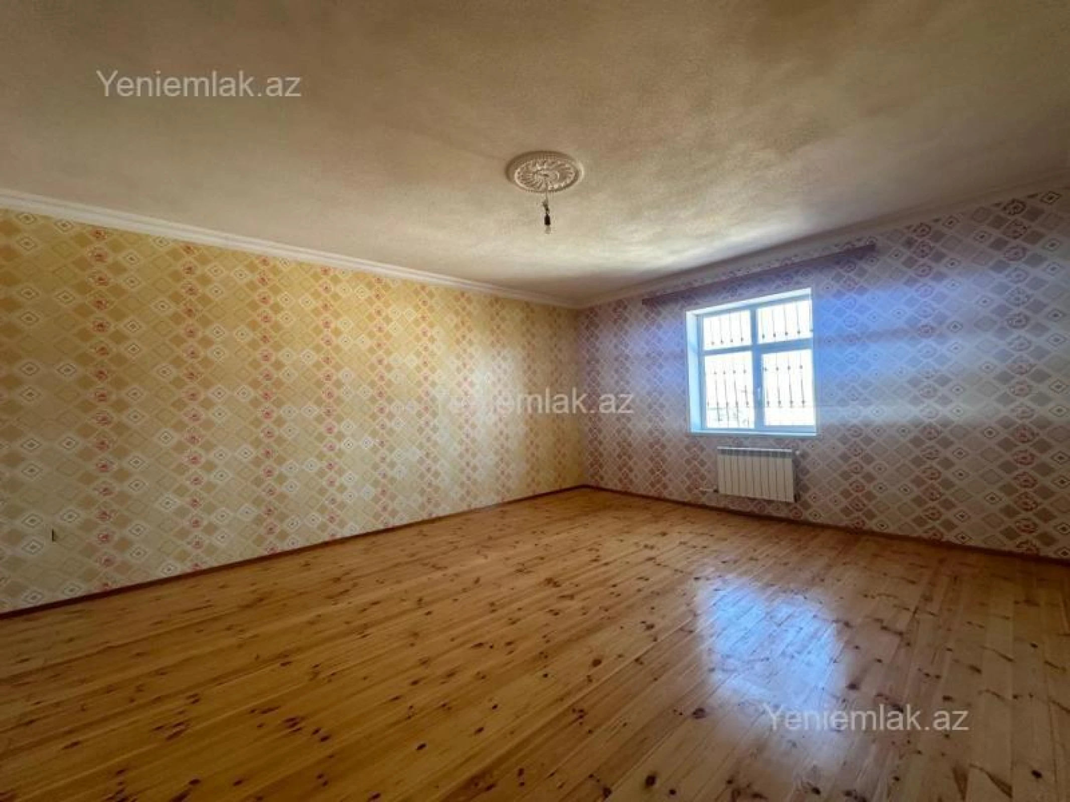 Satılır 6 otaqlı həyət evi 235 m²